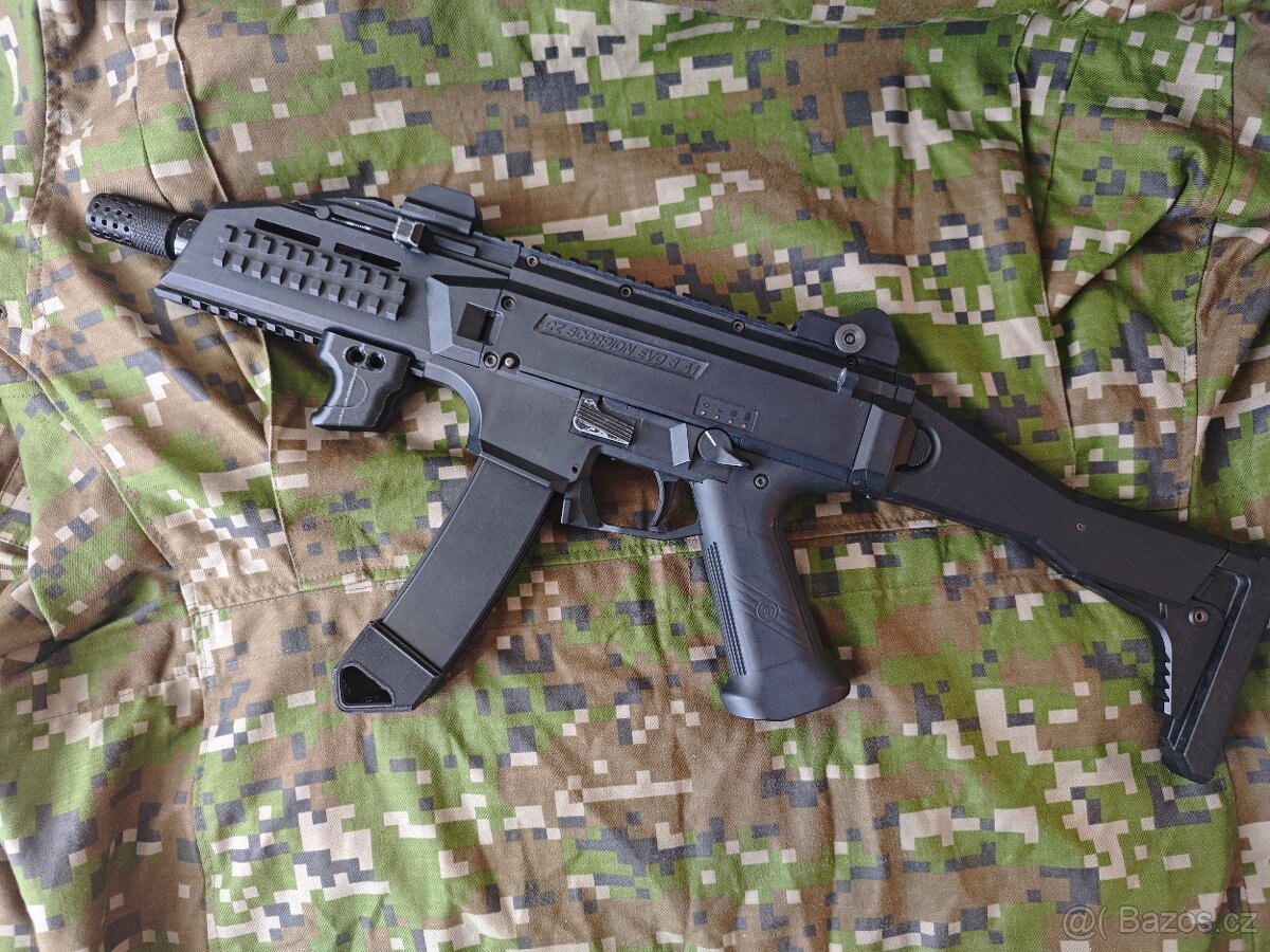 Scorpion EVO 3v1 AEG