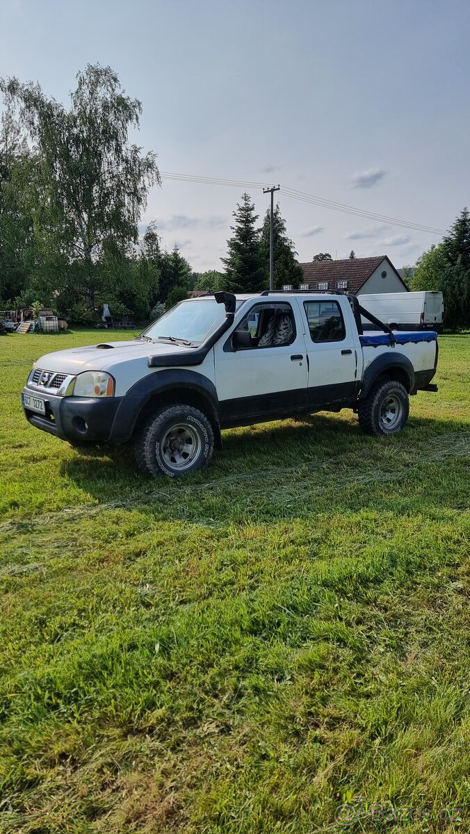 Nissan Navara double cab