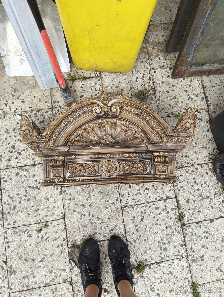 Prodám historická kachlová kamna