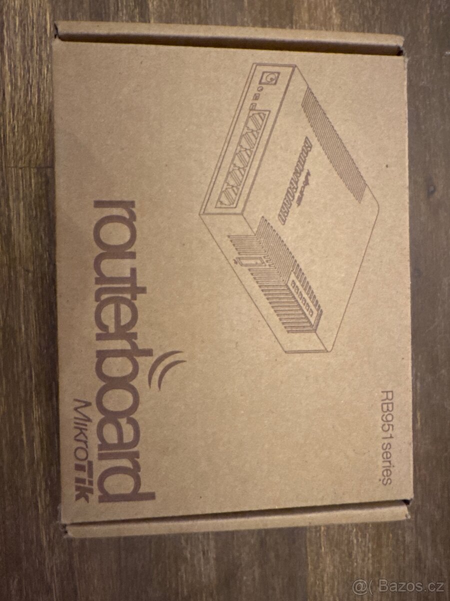 MikroTik RouterBOARD RB951G-2HnD