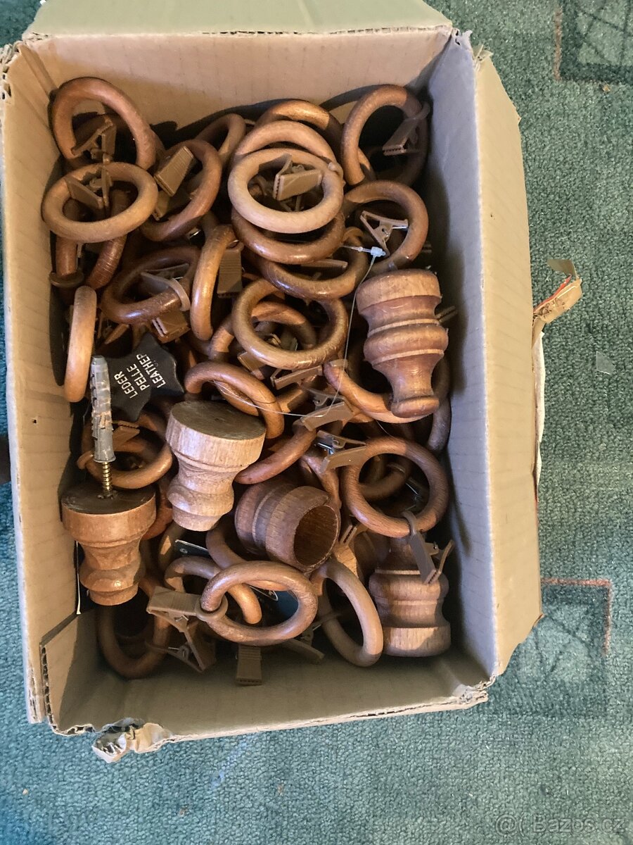 Dřevěné garnýže