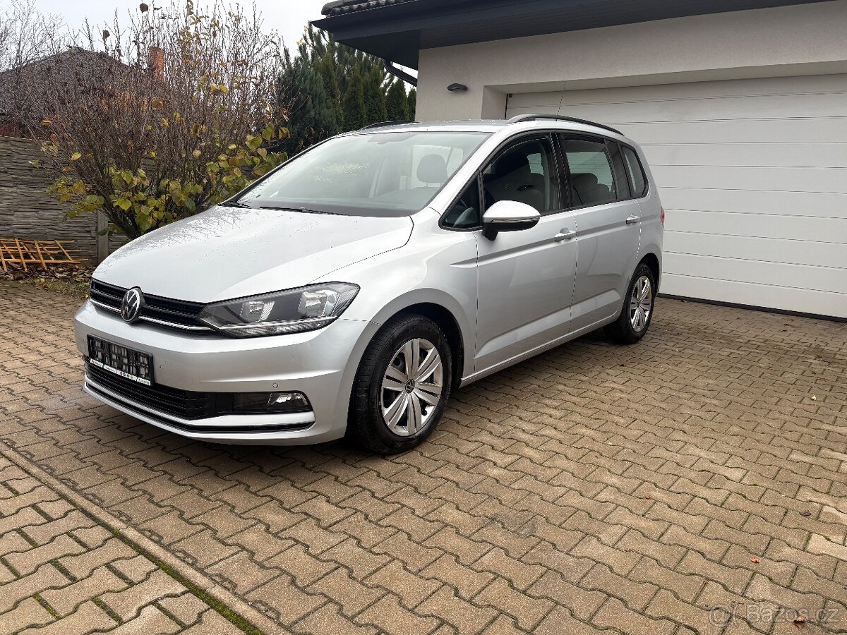 VW TOURAN 2.0TDI R.2023 128000km 2x kola TOP STAV