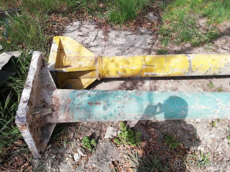 Historické nosné sloupy