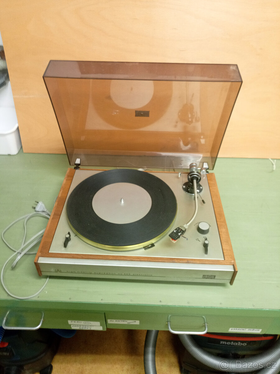 Prodám hifi gramofon.