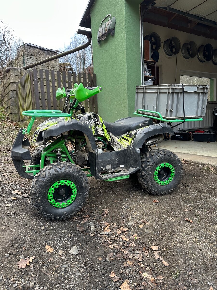 Dětská čtyřkolka