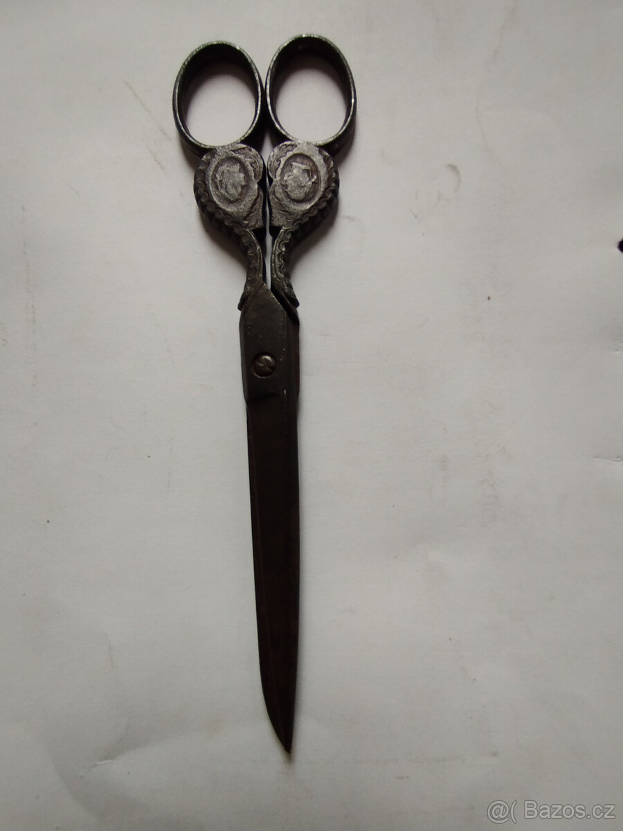 staré nůžky Rakousko-Uhersko