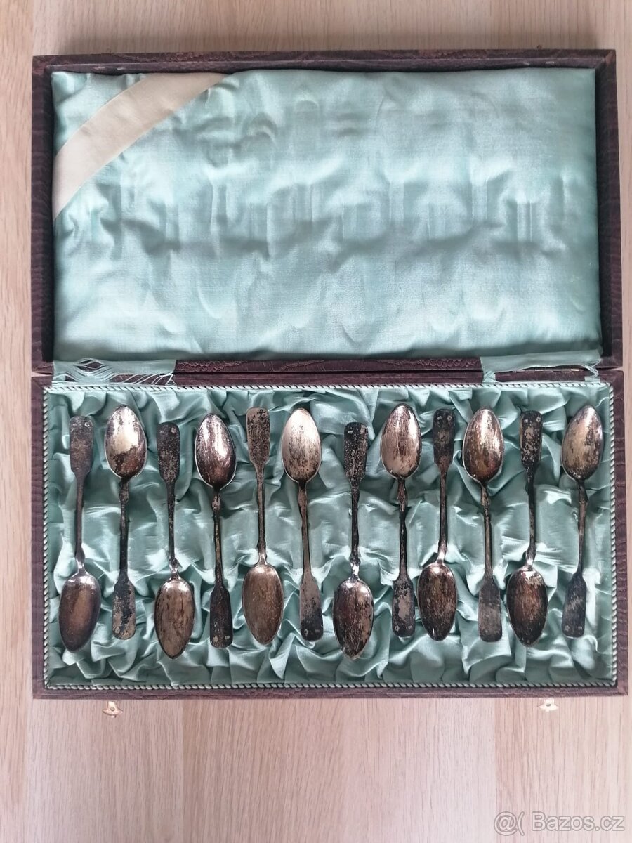 Stříbrné lžičky