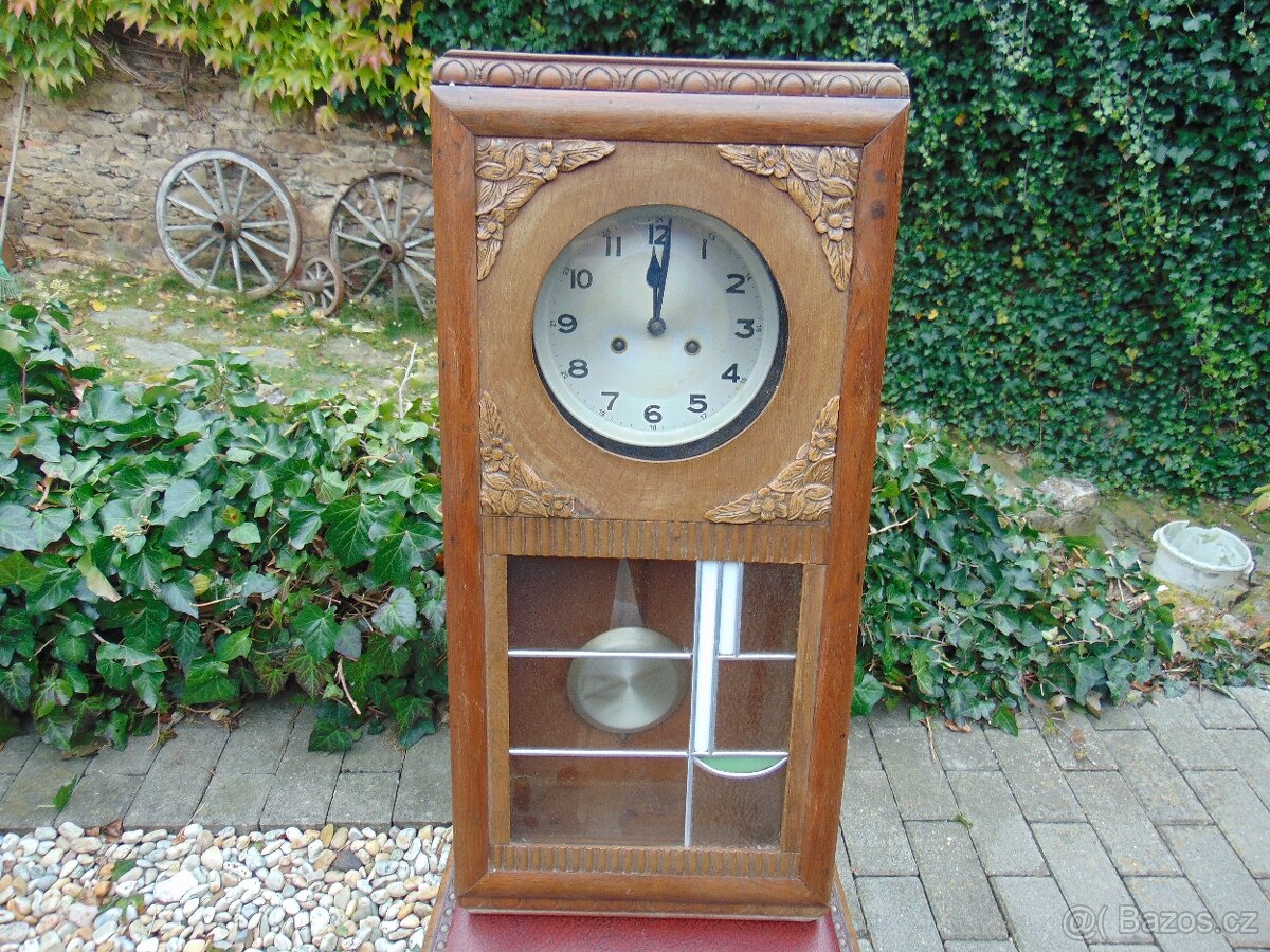 starožitné hodiny