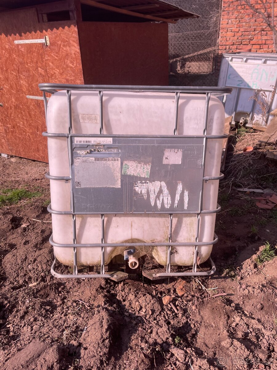 IBC nádrž 1000l