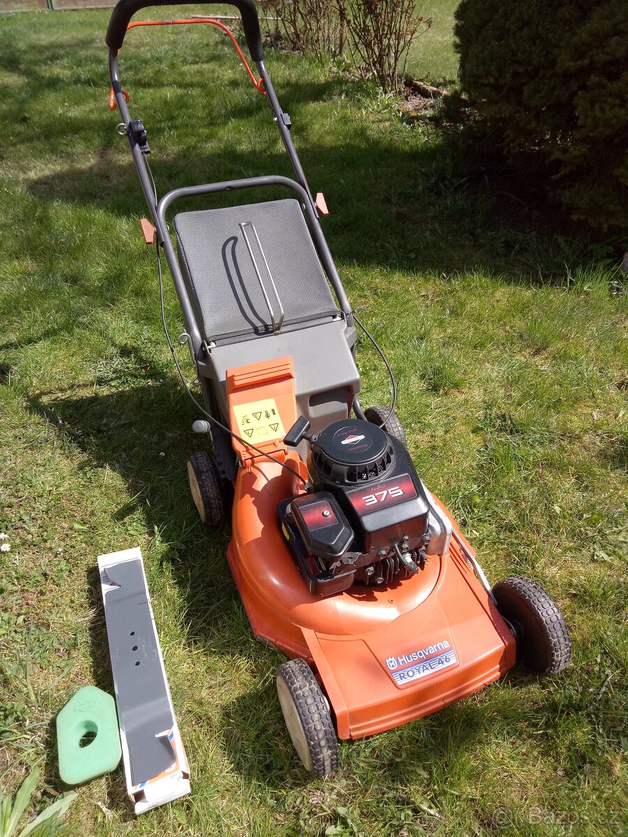 Sekačka Husqvarna