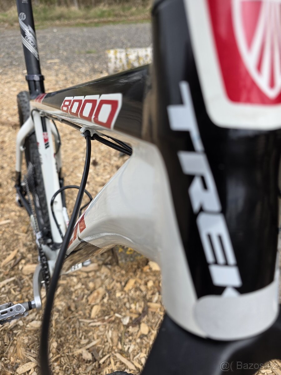 Horské kolo MTB Trek 8000 robustní a ultralehké