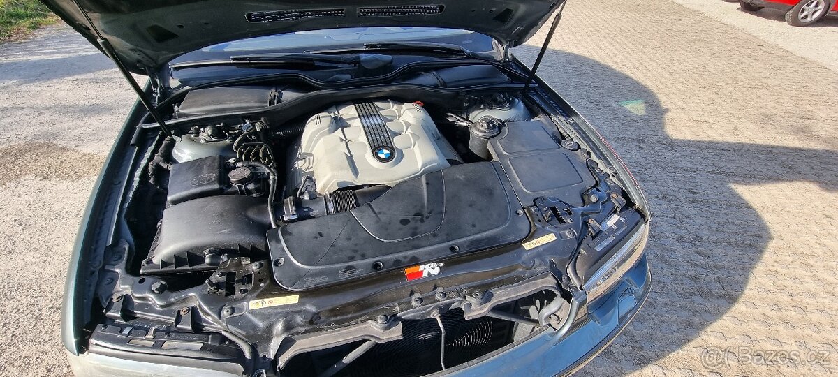 BMW 745i e65