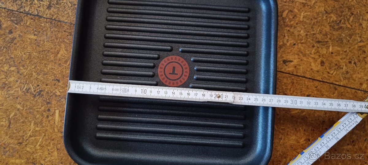 TEFAL GRILOVACÍ PÁNEV