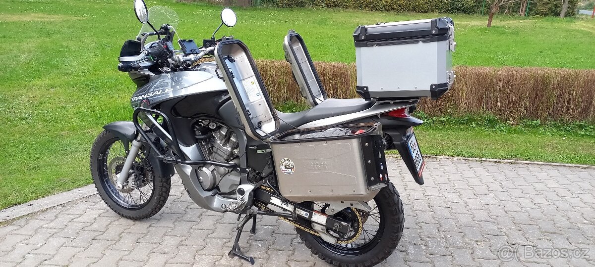 Transalp 700
