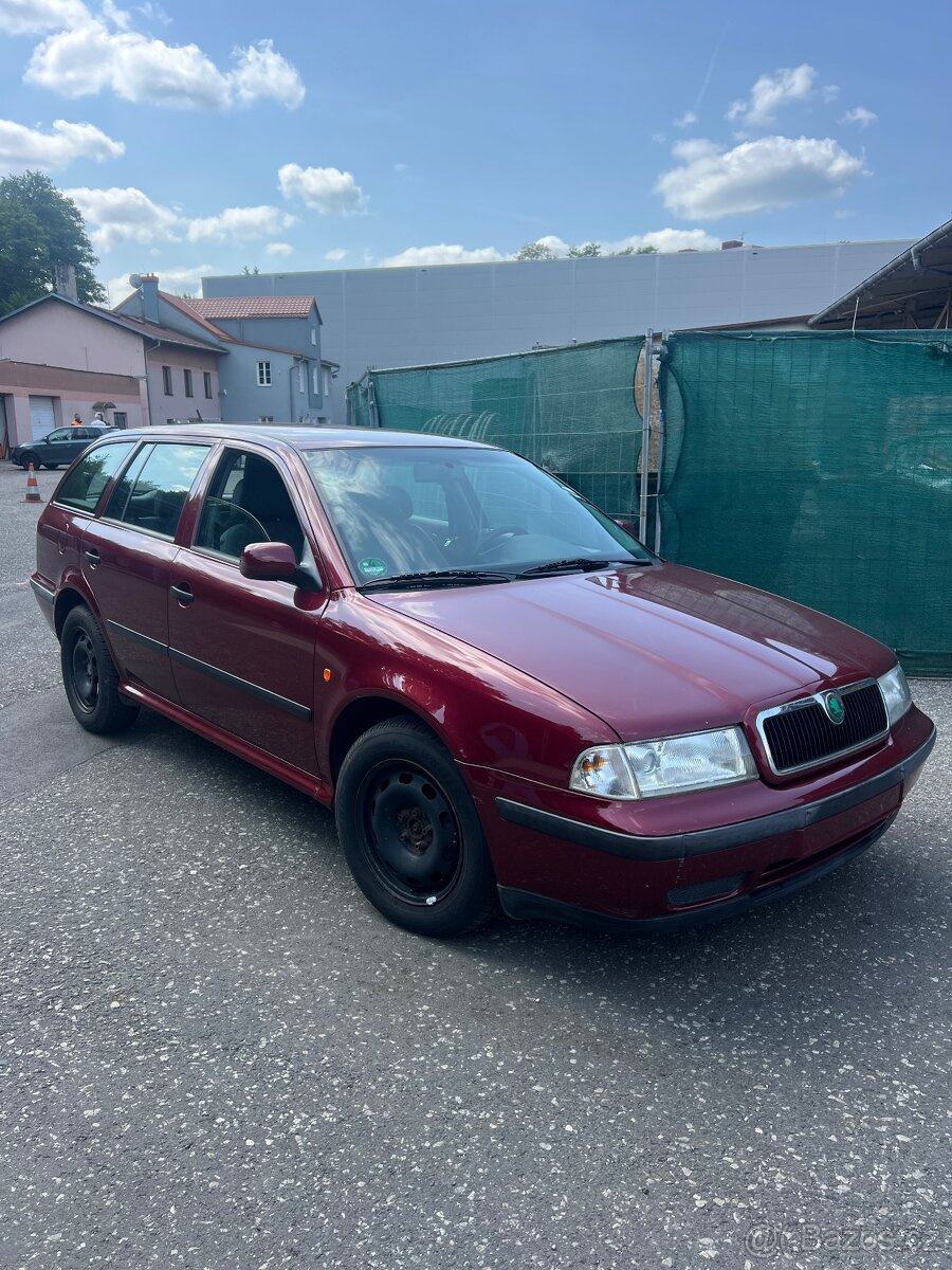 Škoda 1.6i,74KW