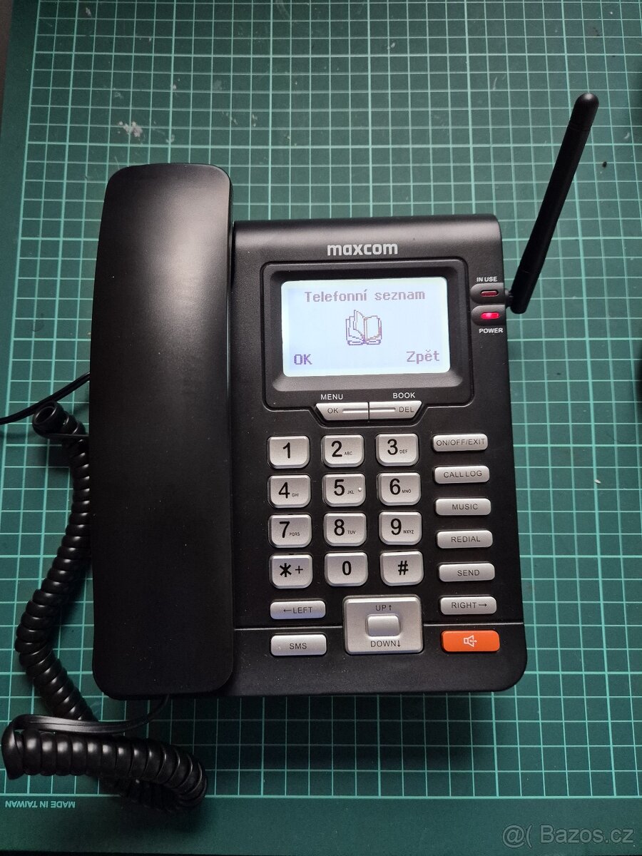 Stolní GSM telefon Maxcom MM28DHS pro seniory na SIM