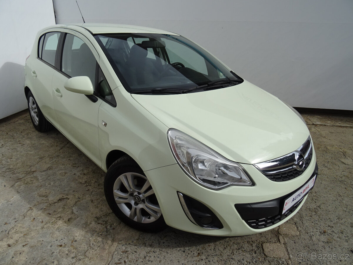 Opel Corsa 1.2i,63kW,1majČR,s.kniha,klimatizace,vyhř.sedadla