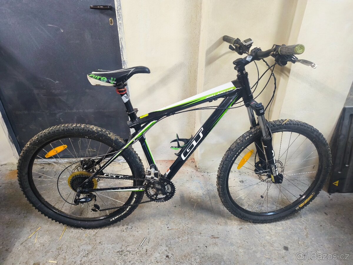 Prodám horské kolo GT Avalanche 3.0