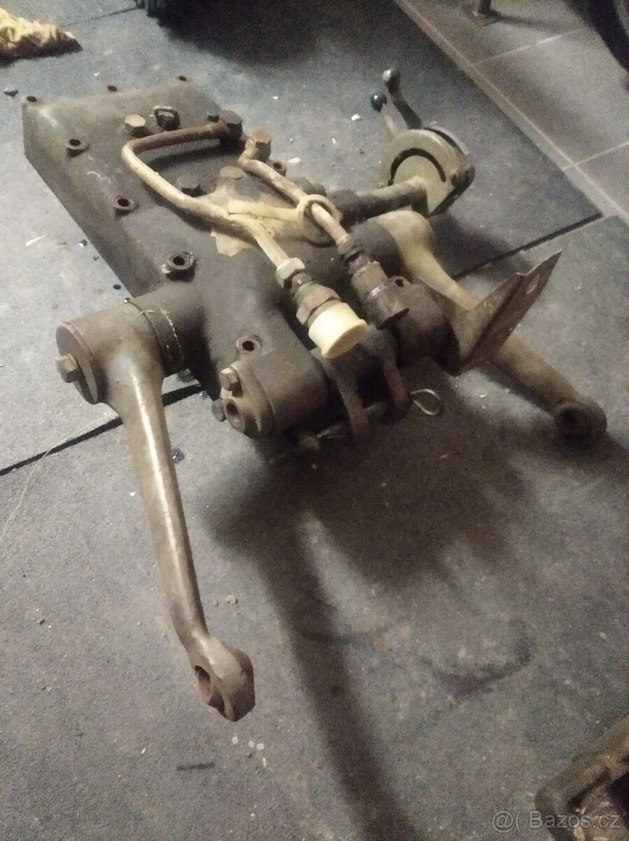 Zetor 4011 hydraulika, ramena, závěs, konzole