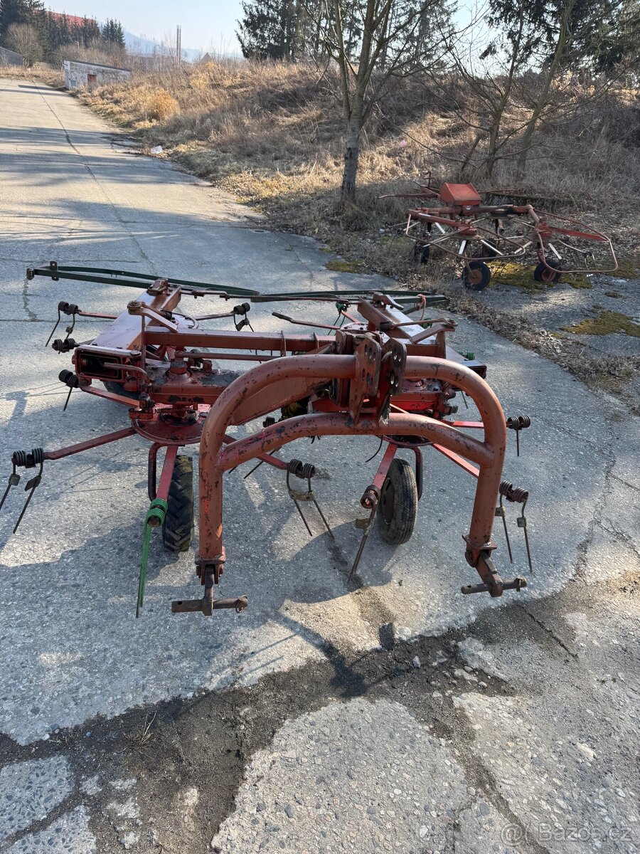 Prodám nesený obraceč sena FELLA TH 460 + náhon