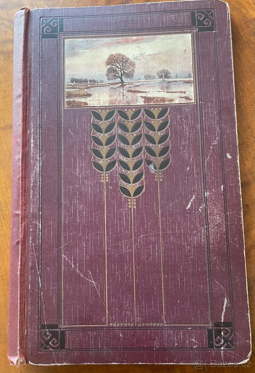 Staré album na fotografie