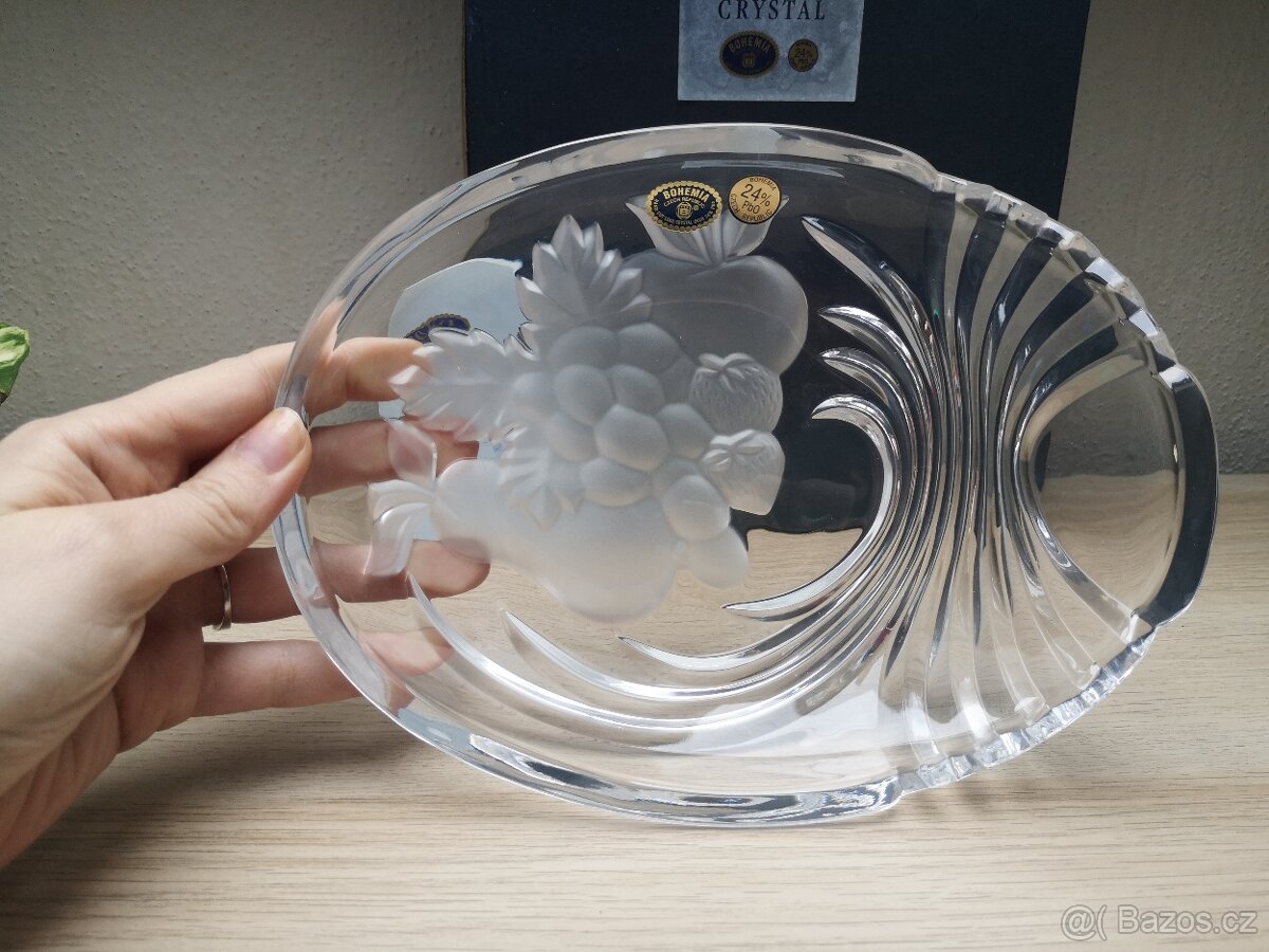 Křišťálová mísa Bohemia Crystal – broušený dekor ovoce, nová
