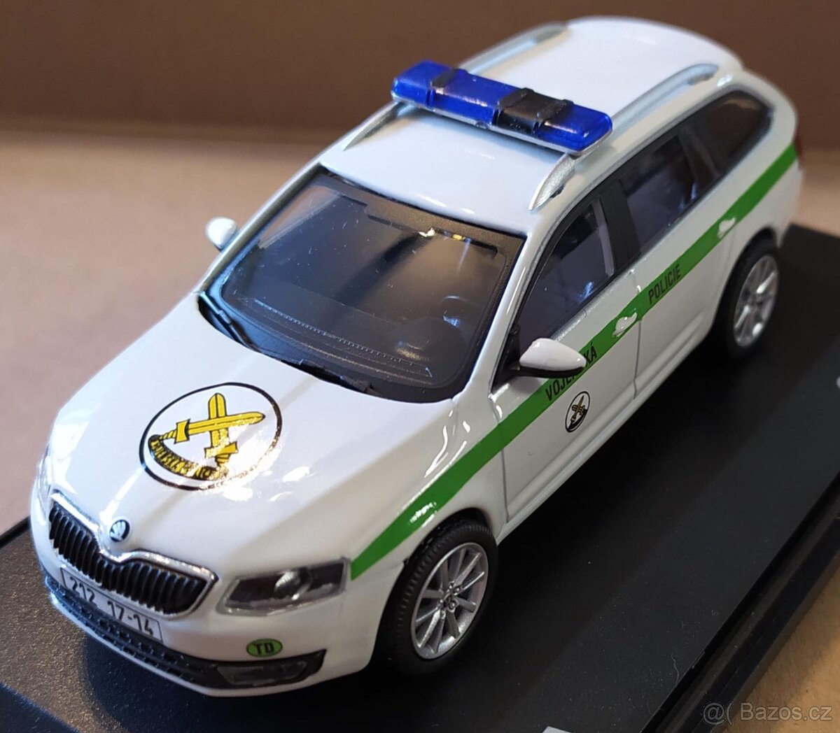 Skoda octavia vojenska policia 1:43 abrex