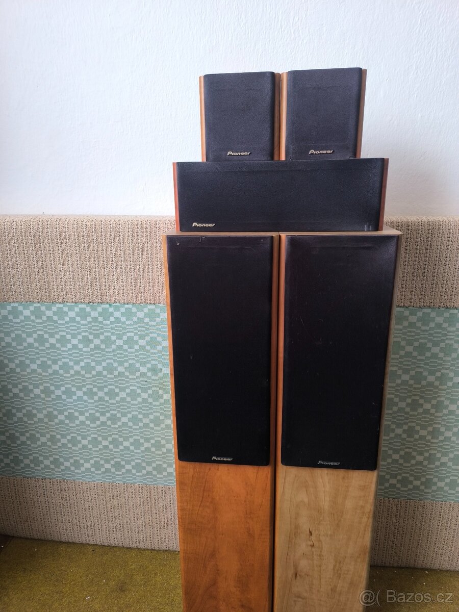 Reproduktory Pioneer