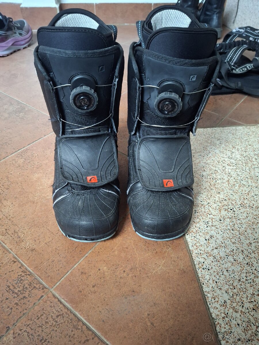 Boty na snowboard
