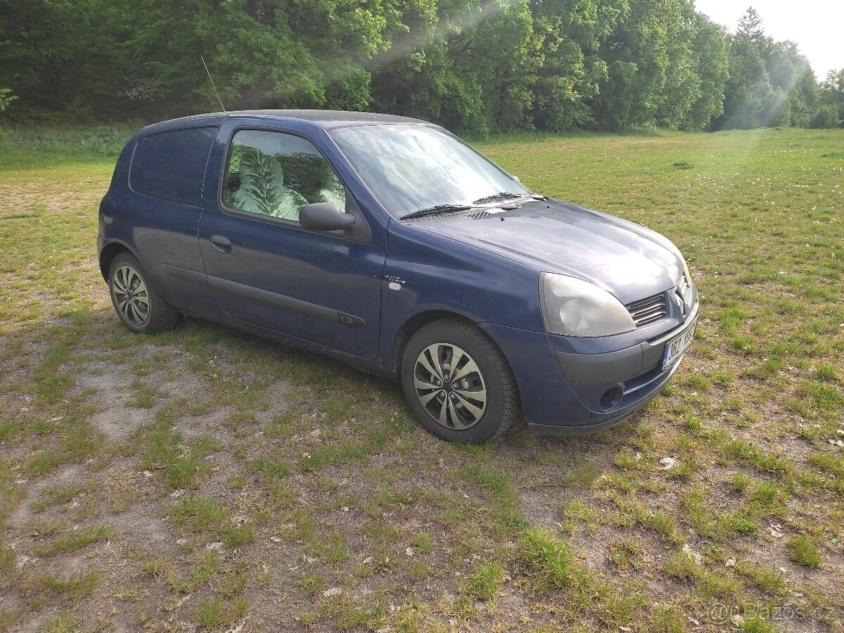 Renault Clio 1,2 47kw rok 2005 klimatizace