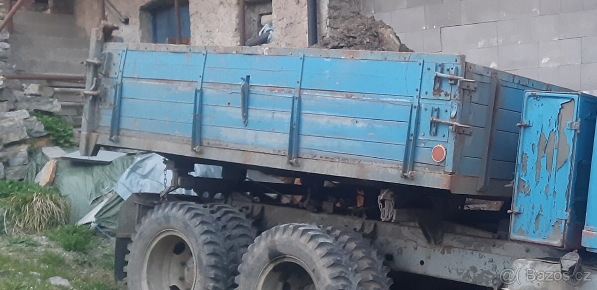 Praga V3S sklápěč S3 korba