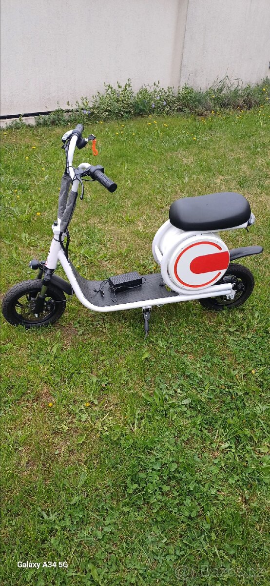 Elektrokoloběžka Ejlet Roadster