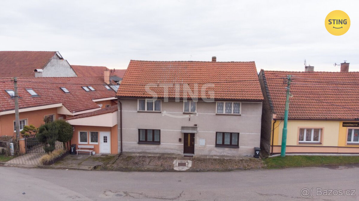 Prodej rodinného domu 5+1 v obci Řepín, 131464