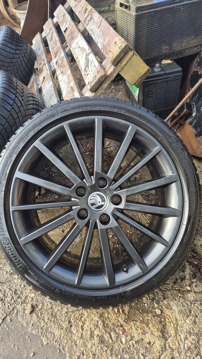 Alu kola Škoda Octavia 18”