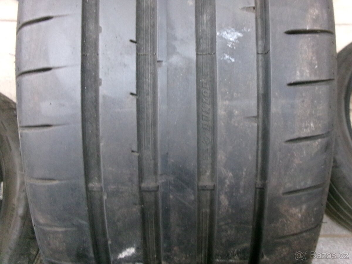 225/50 R17 DUNLOP (4mm) č.15729