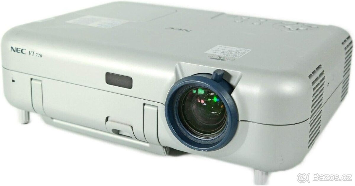 Projektor Nec Vt 770 starší funkční bez d.o.
