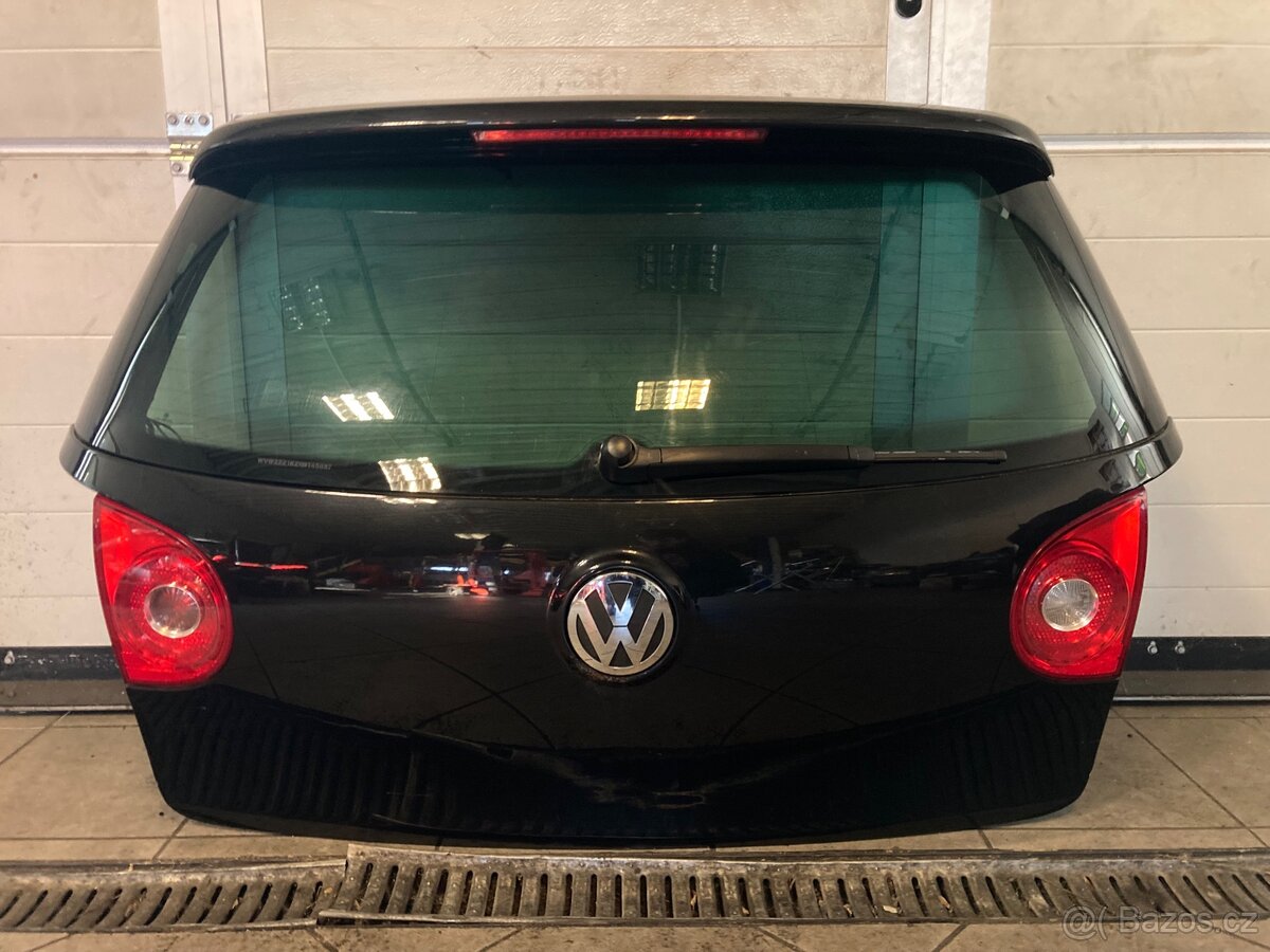 Páté dveře VW Golf V