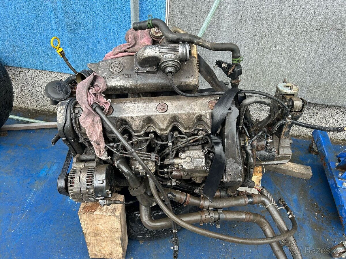 Převodovka z 2.5 TDI 75kW VW Transporter r.v. 1996