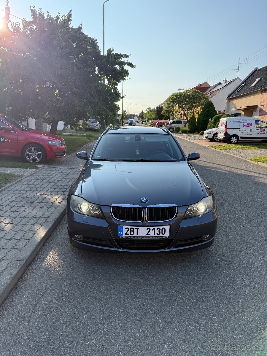 BMW 3 318i 2008