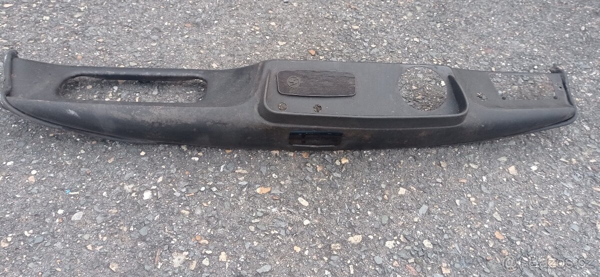 Palubní deska Trabant