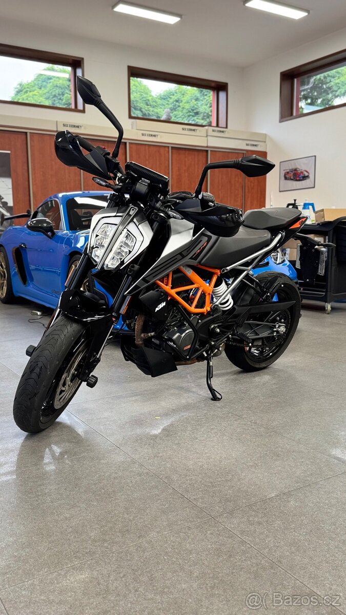 KTM DUKE 125 ODPOČET DPH 2023