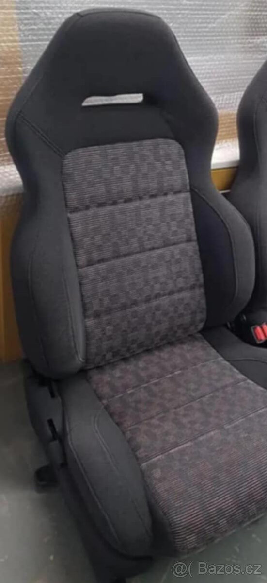 Koupím Sedačky suzuki swift GTI