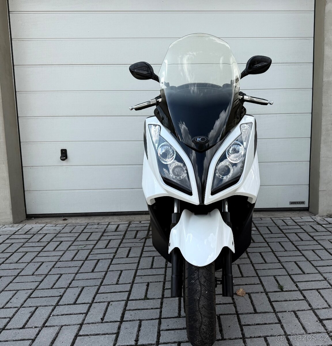 Kymco Downtown 125i, cz doklady