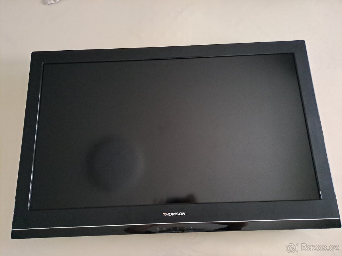 Televize Thomson 40" + držák