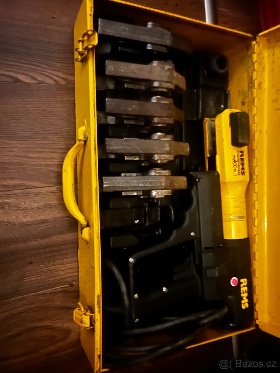 REMS POWERPRESS ACC S ČELISTMI 15 18 22 28 35