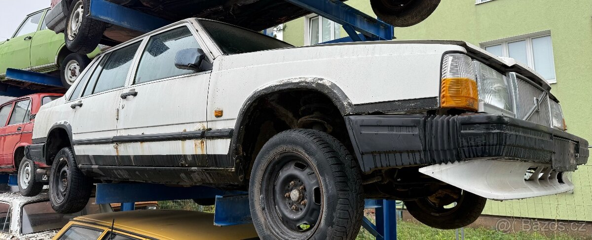 Volvo 740GL