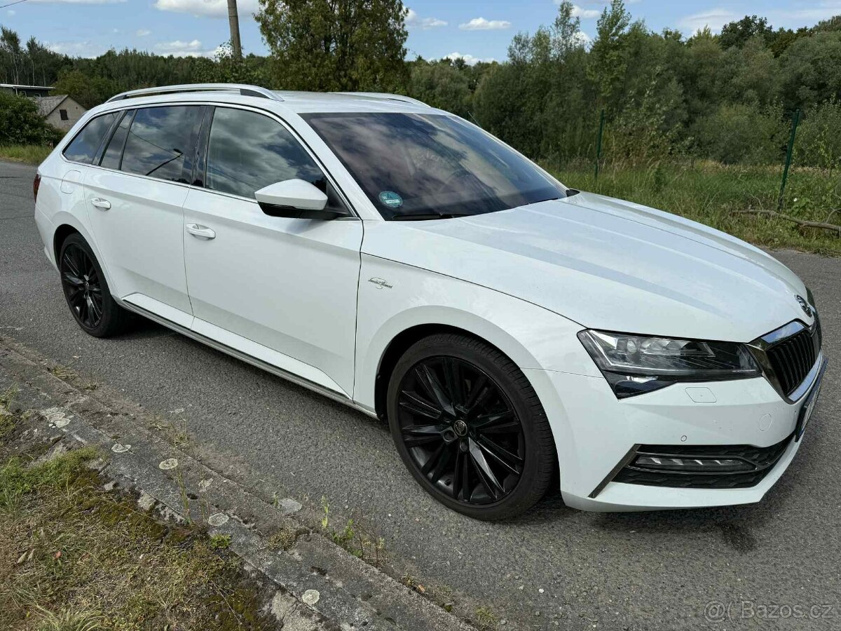 Škoda Superb 3 L&K kombi r.v. 2022 dsg 2.0TDi 110kw webasto