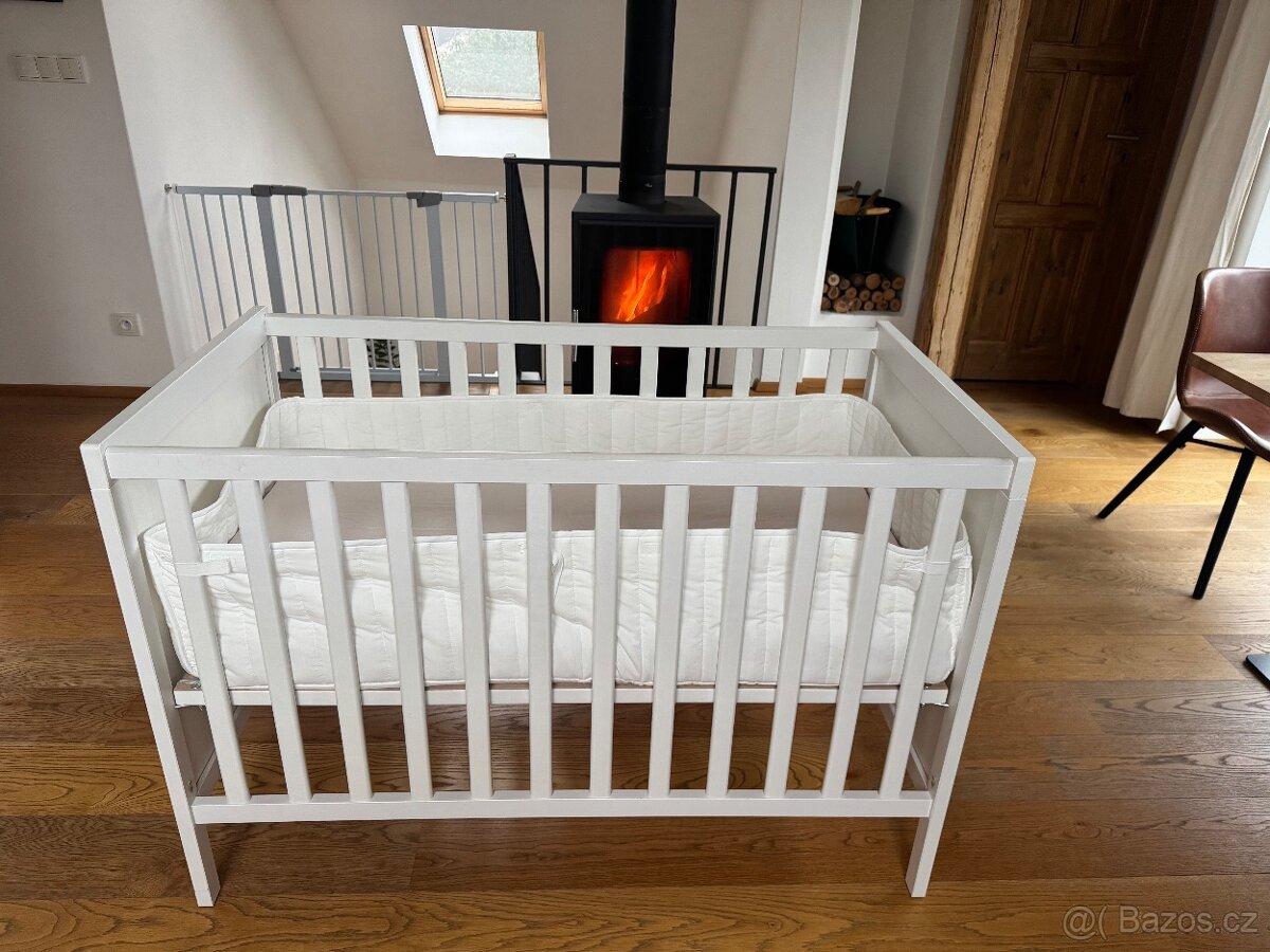 Postýlka pro miminko - IKEA SUNDVIK vč. matrace