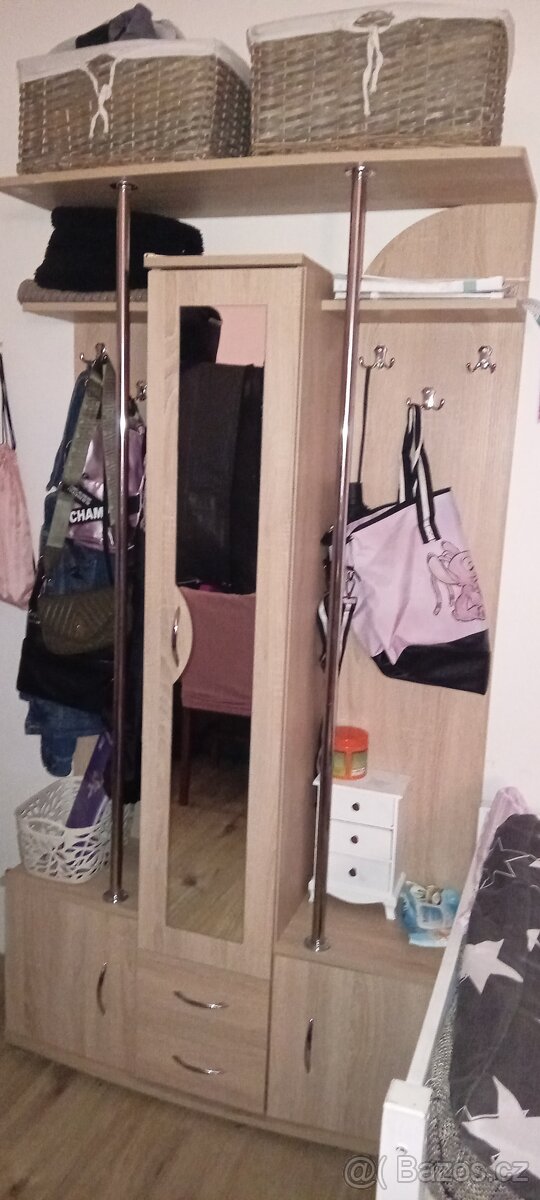 Předsíňová stěna