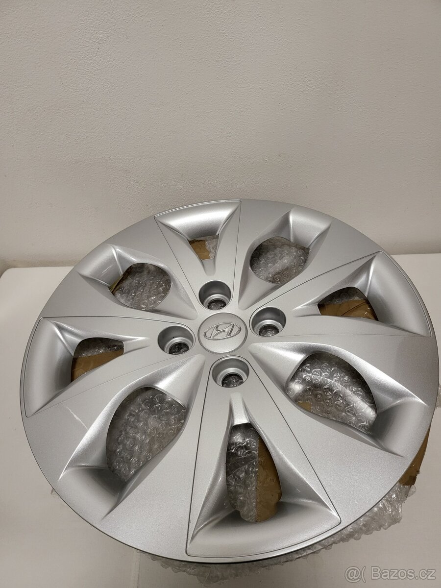 4 poklice Hyundai i20, NOVÉ, 15"